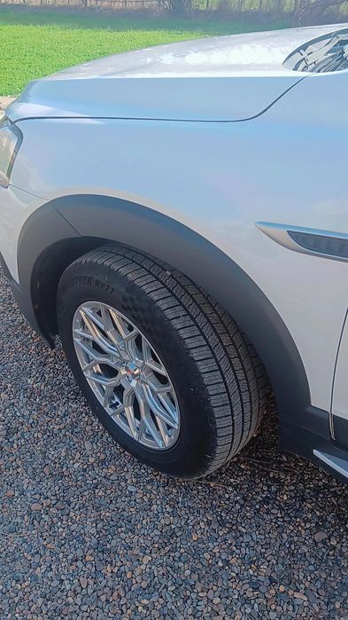 Каптива 4 сотилади