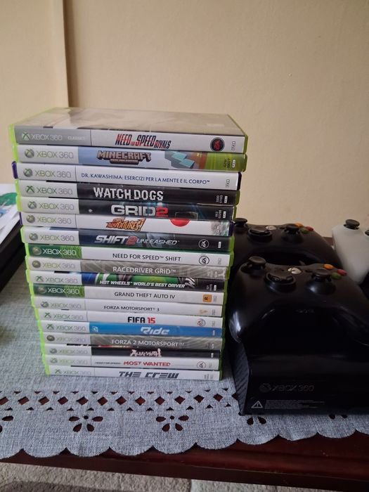 Xbox 360 + 4 manete
