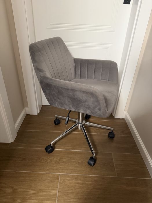 Scaun de birou gri