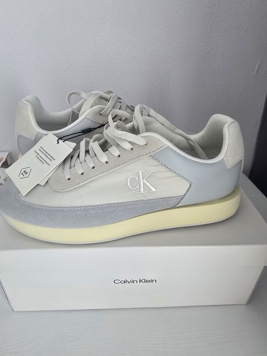 Чисто нови маратонки Calvin Klein
