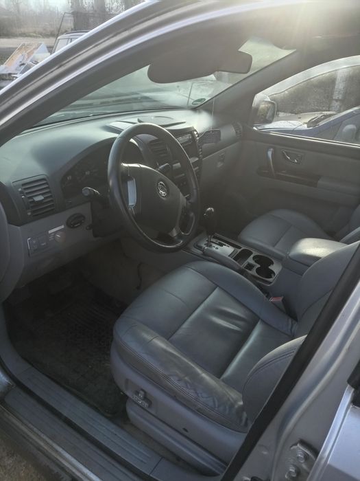 Vând Kia Sorrento 2004