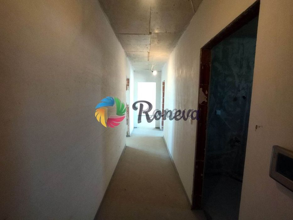 Продава се Тристаен апартамент в Варна, Възраждане 1 - 128 кв.м за 498 €/кв.м - Снимка #3