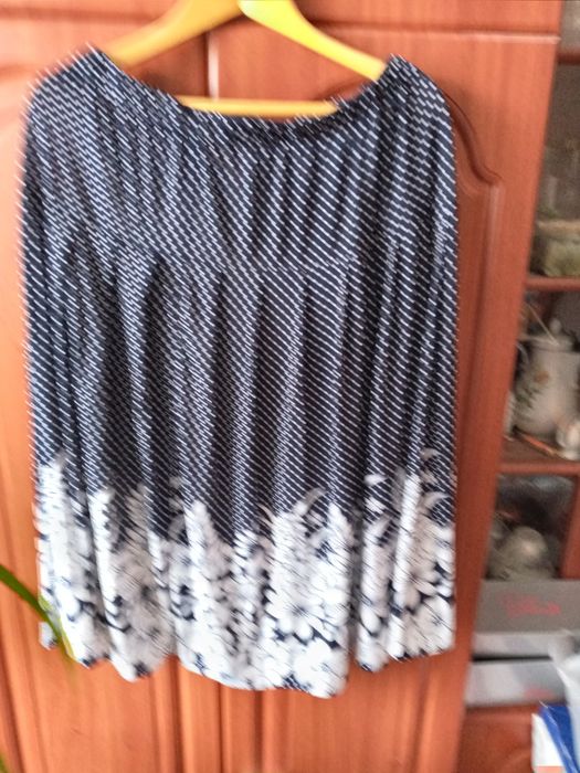 Продаю новые летние  юбки