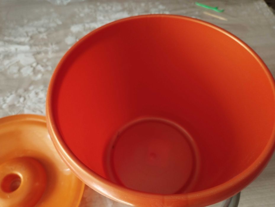 Ведро с крышкой (5 л)