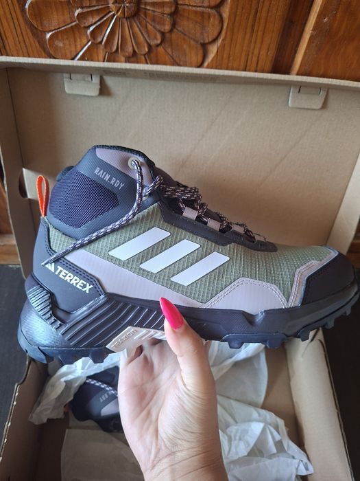 ЧИСТО НОВИ Adidas Terrex 39 1/3 (24.5 см) - Добрич