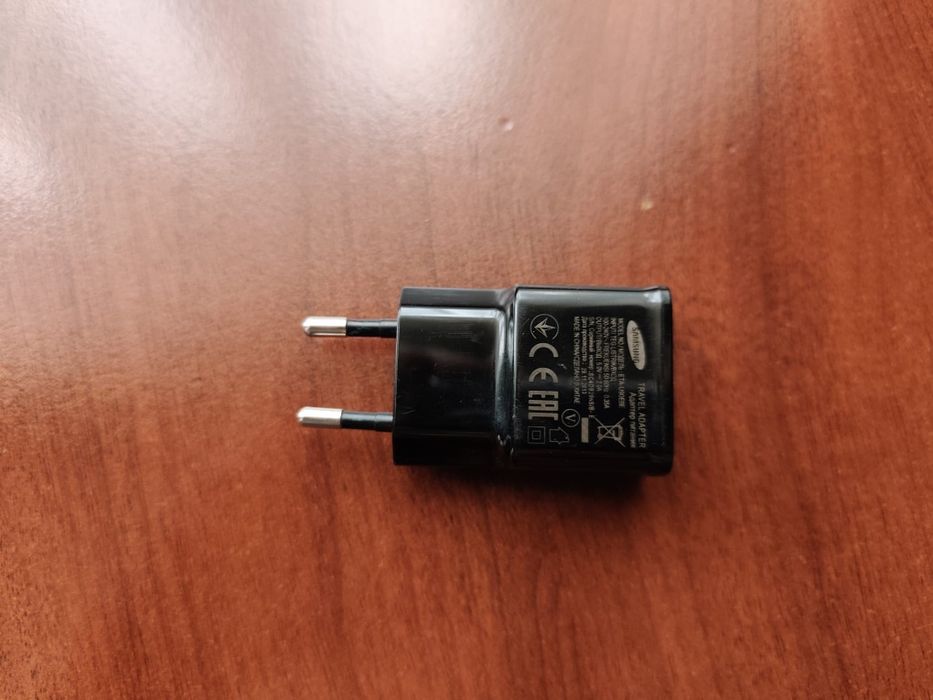 Încărcător tip Samsung