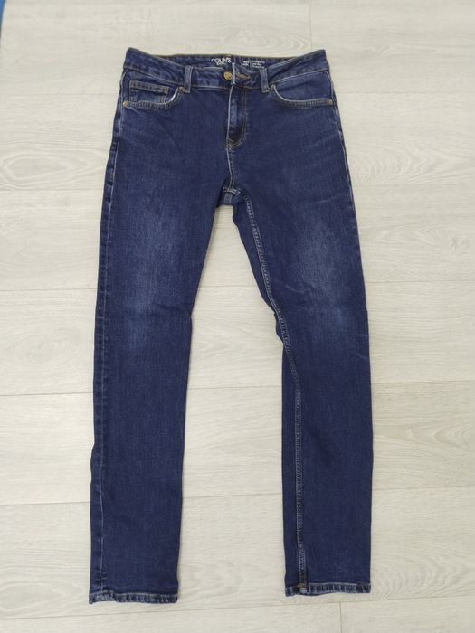 Отдам 4ооо  мужская одежда куртка зимняя