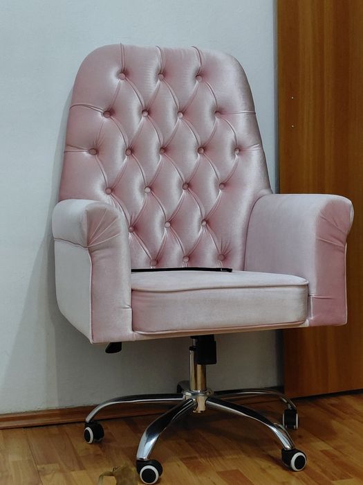 Scaun/fotoliu cu roti