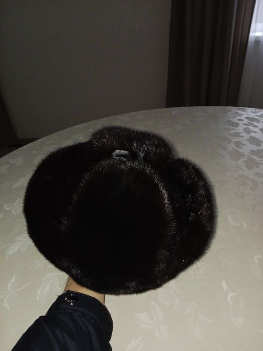 Продам норковою шапку.