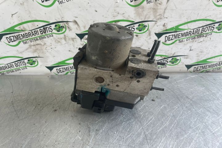 Pompa ABS 8E0 614 111 B Volkswagen VW Passat B5.5 (facelift)