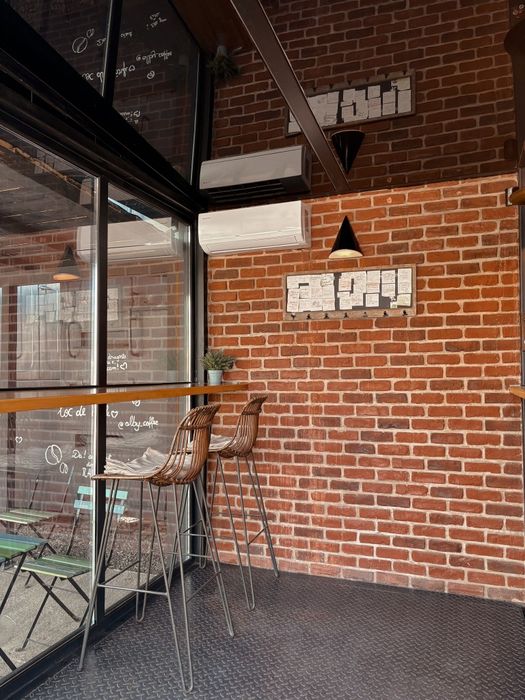 Vând cafenea utilată