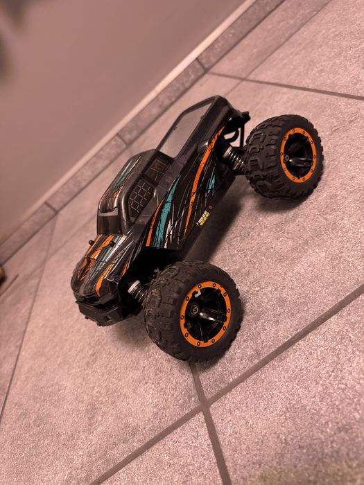 Automodel rc telecomanda hbx 1:16 4x4 brushed 2.4 ghz