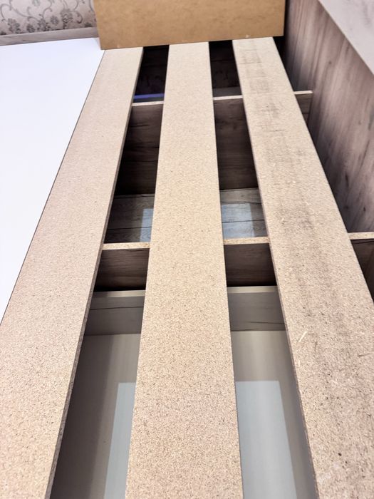 Продам двуспальную кровать