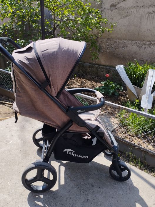 Детская коляска в отличном состоянии