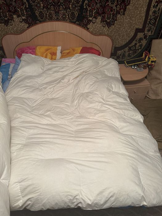 Продам пуховые одеяла фабричные пуховые