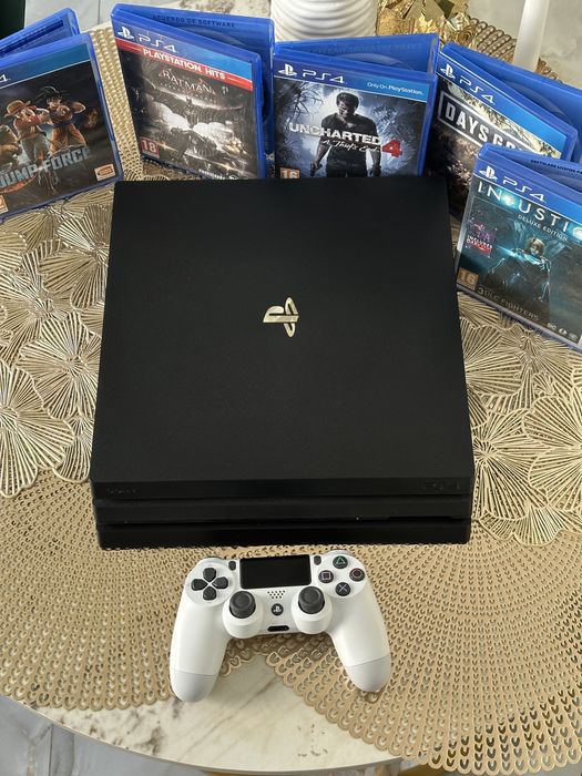 Playstation 4 Pro (PS4 Pro) SSD Samsung 500Gb + 5 Jocuri + joystick!