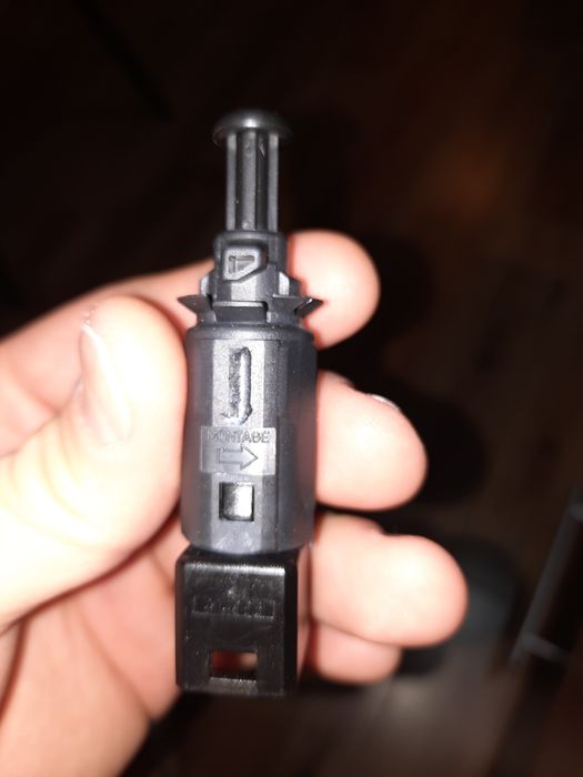 Contact Stop Frână Dacia Renault