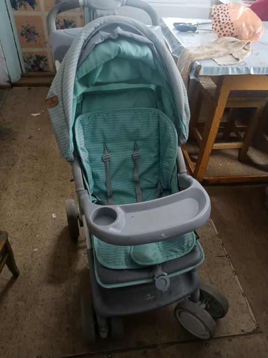 Детская коляска .