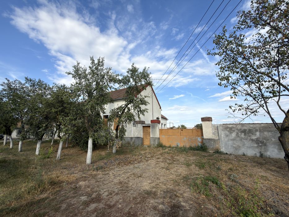 Casă de vânzare în Seitin,judetul Arad