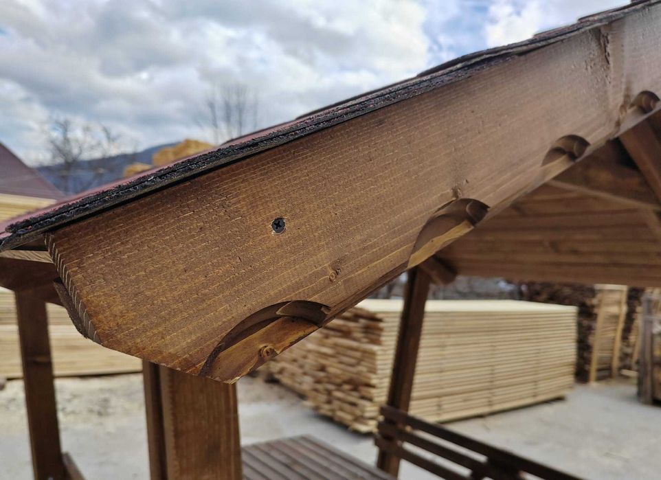 Foisor din lemn pentru gradina, curte