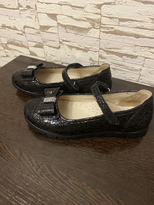 Продам туфли кожаные