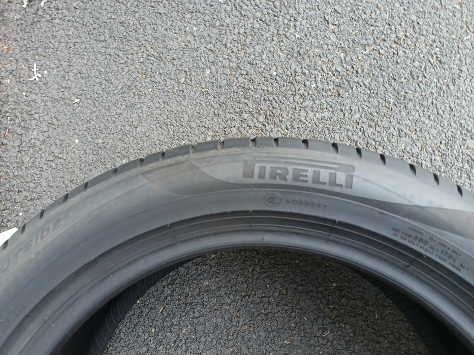 255.45.19 Pirelli Vara Second-hand