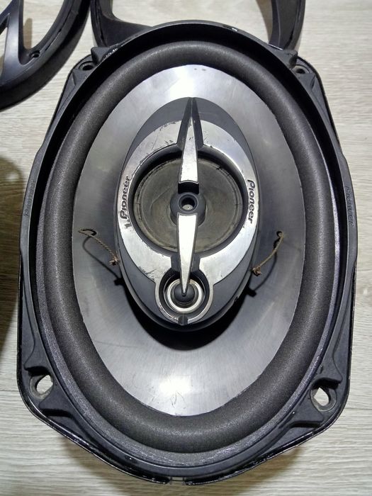 Продам оригинал Pioneer 6х9 динамиков в хорошем состоянии.