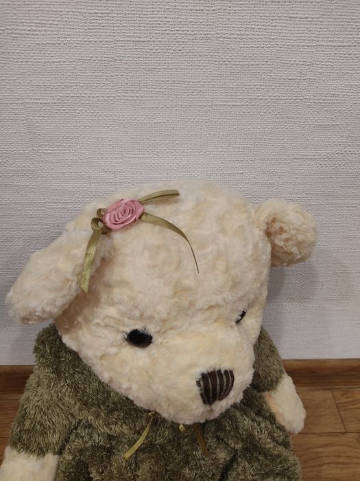 Плюшевый мишка, кремовый