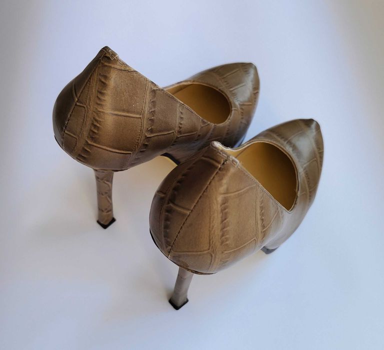 Туфли / крокодил / Yves Saint Laurent