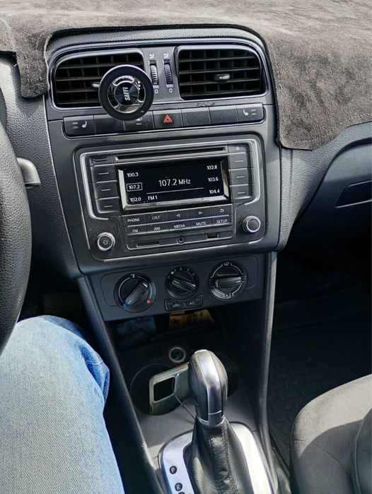 Продам поло за 5,8 млн.