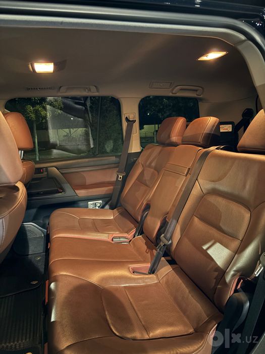Toyota Land Cruiser 200
