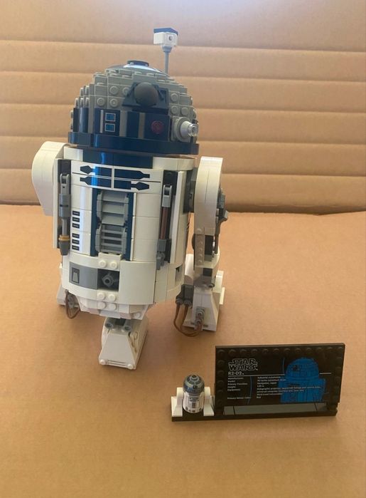 Lego Star Wars 75379 R2D2 set aniversar 25 de ani