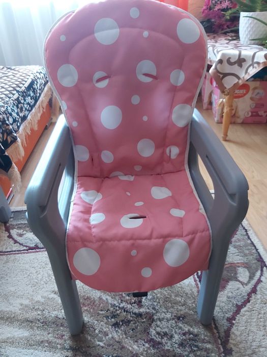 Scaunul de masa multifunctional roz Kidscare