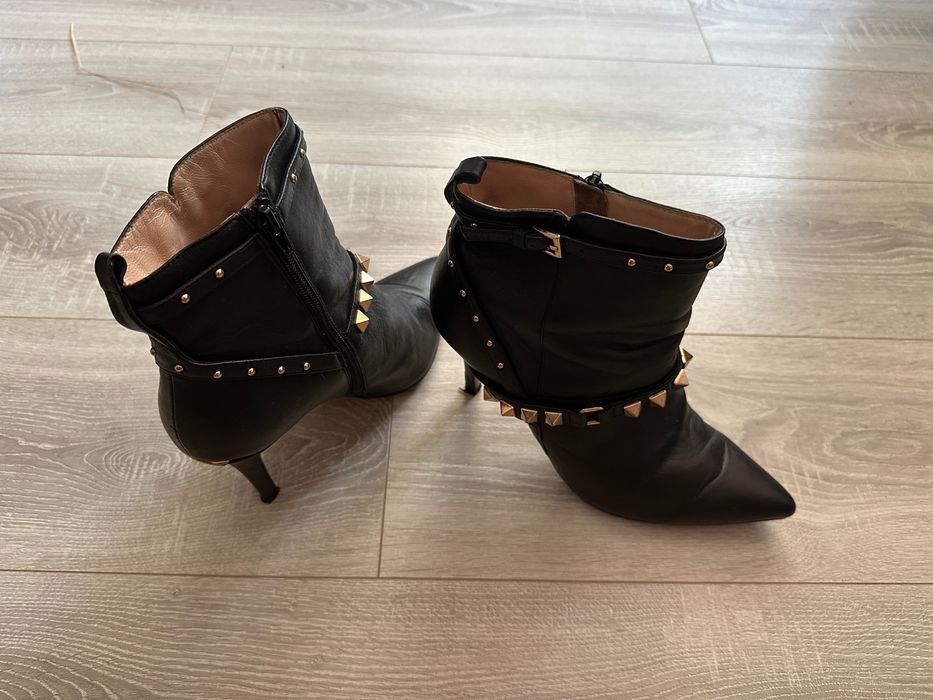 Botine Liu Jo negre piele cu tinte aurii