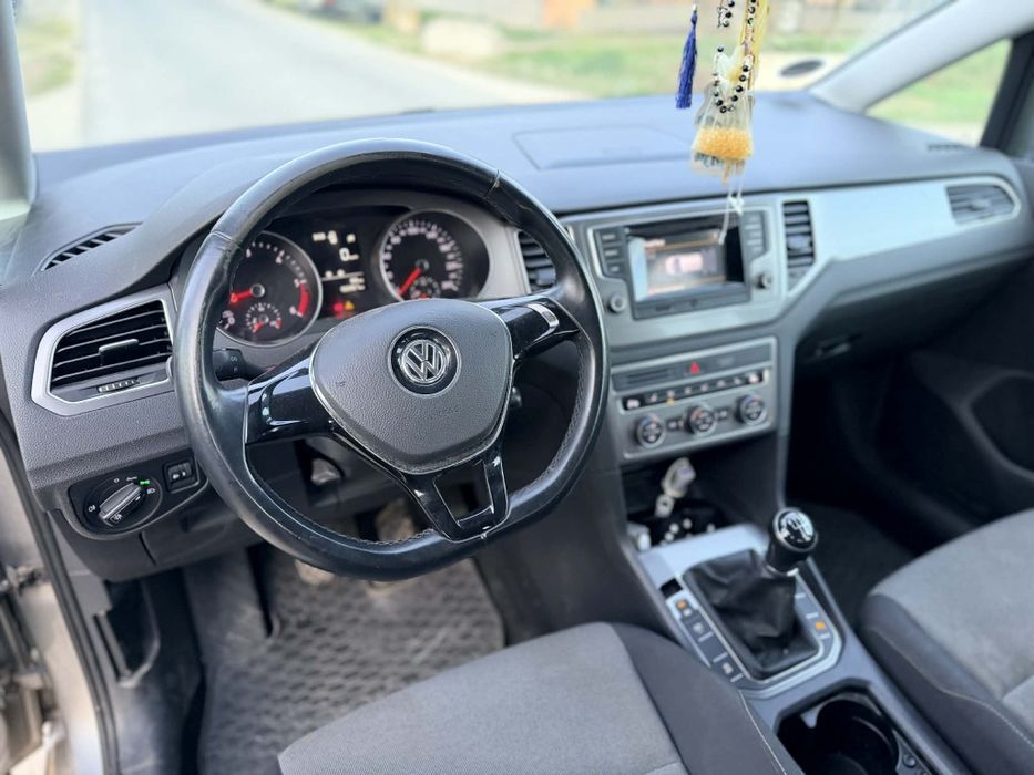 Golf 7 sportsvan 1.6 tdi ,Dec 2014