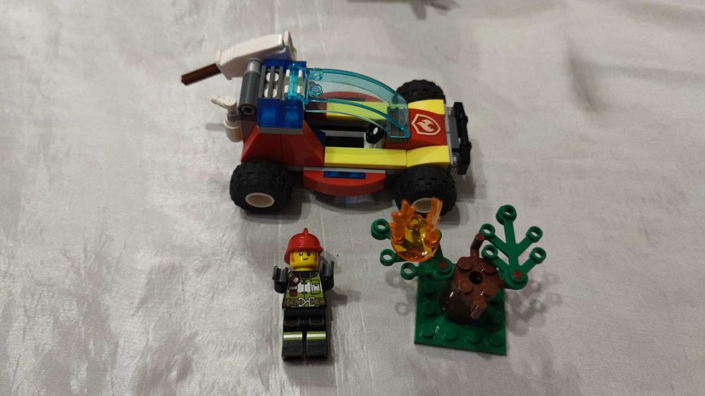 Поправени цени Лего Сити Lego City Пожарни комплекти