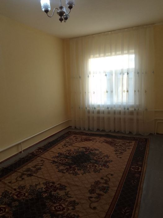 Максим Горький кошеси, 3 ши магазин касындагы домда 3 ханалы квартира