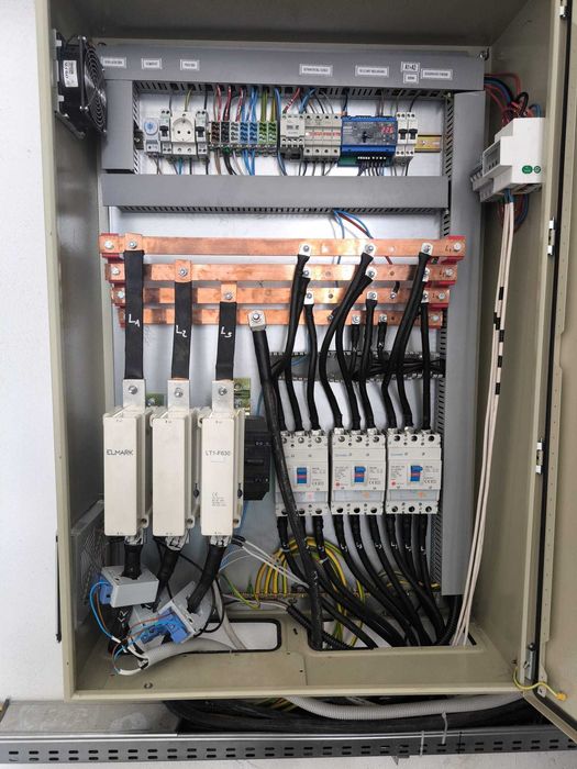 Realizam TABLOURI ANTIINSULARIZARE fotovoltaice  custom