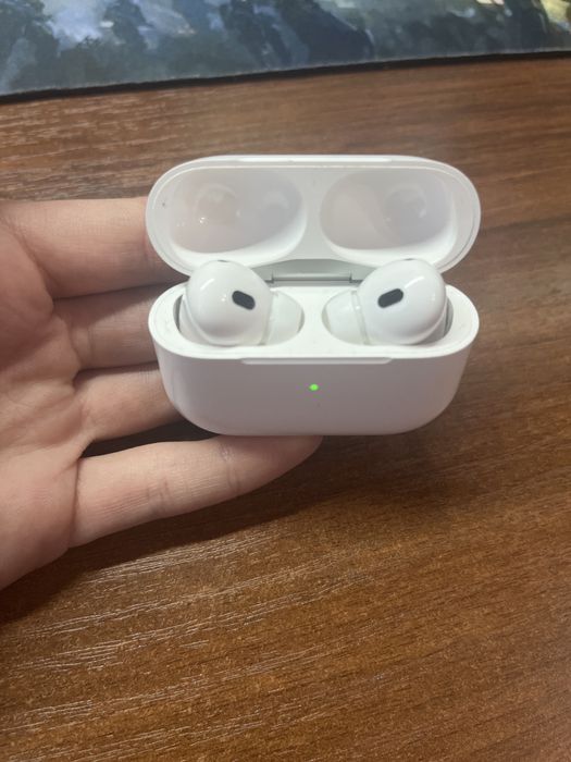 AirPods Pro безароводные наушники