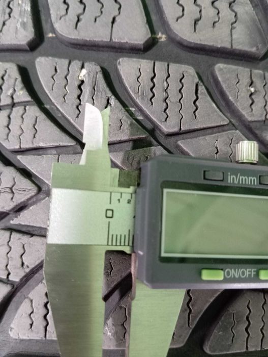 4 X Dunlop SP Winter Sport 4D 235/55R19 101V