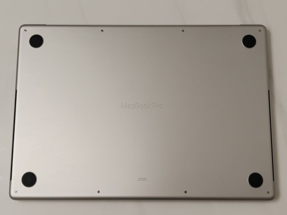 MacBook Pro 16 M5PRO 48/1TB 17 циклов
