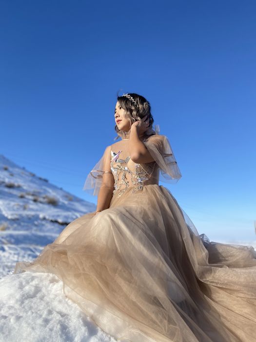 Вечернее платье