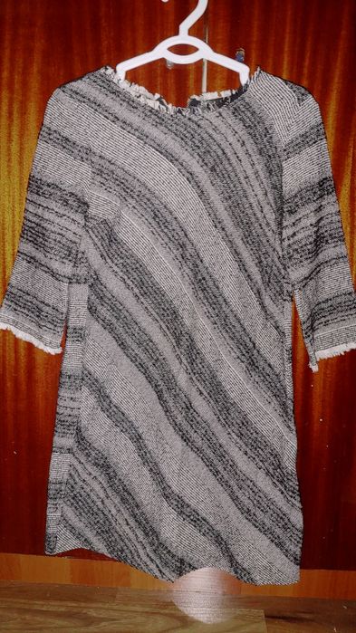 Туника или длинная кофточка Zara