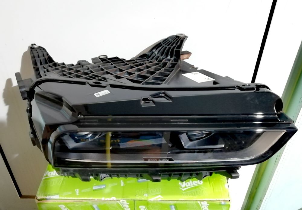 Фар Фарове  БМВ BMW LASER G01 G02 G11 G12 G14 G15 G20 G30 G05 G06 G70