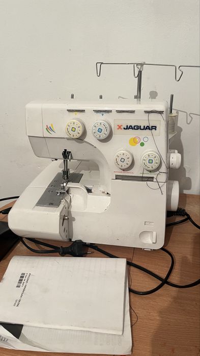 Оверлок Jaguar 880D