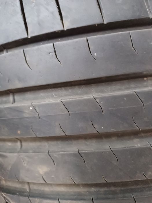 Гуми 245/40/18 Бриджстоун