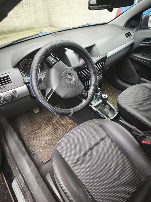 Лек автомобил Опел Астра