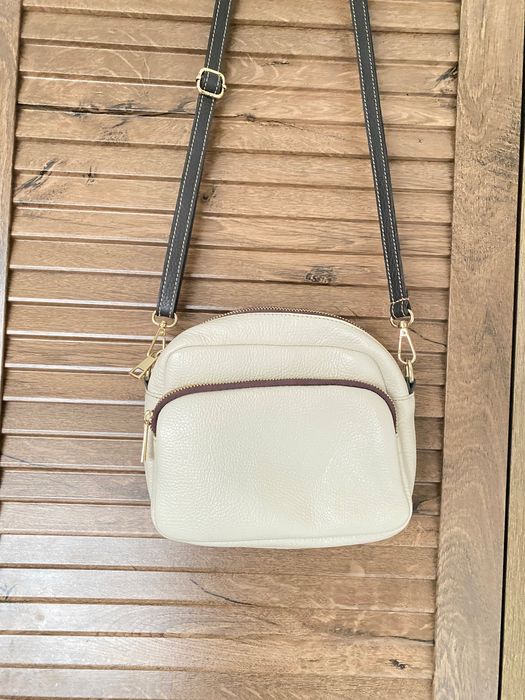 НОВА кожена чанта през рамо