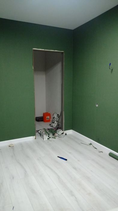 Поклейка обоев 800 тг , покраска