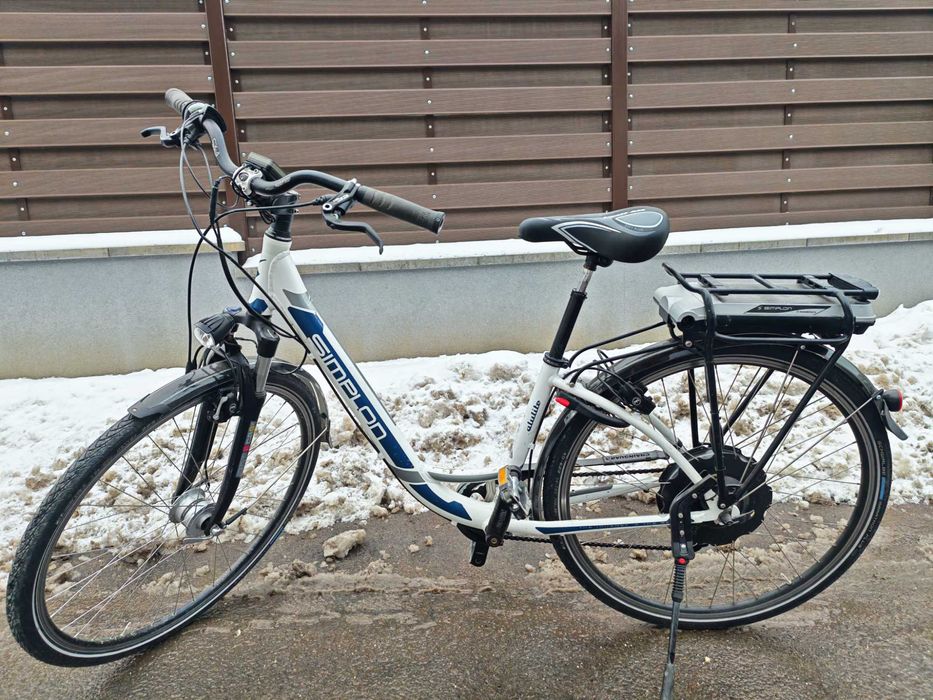 Bicicleta electrica Simplon frane hidraulice cadru aluminiu suspensie